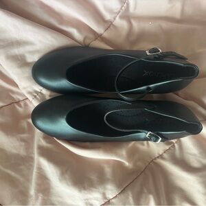 Capezio Women's Black Mary Jane Flats